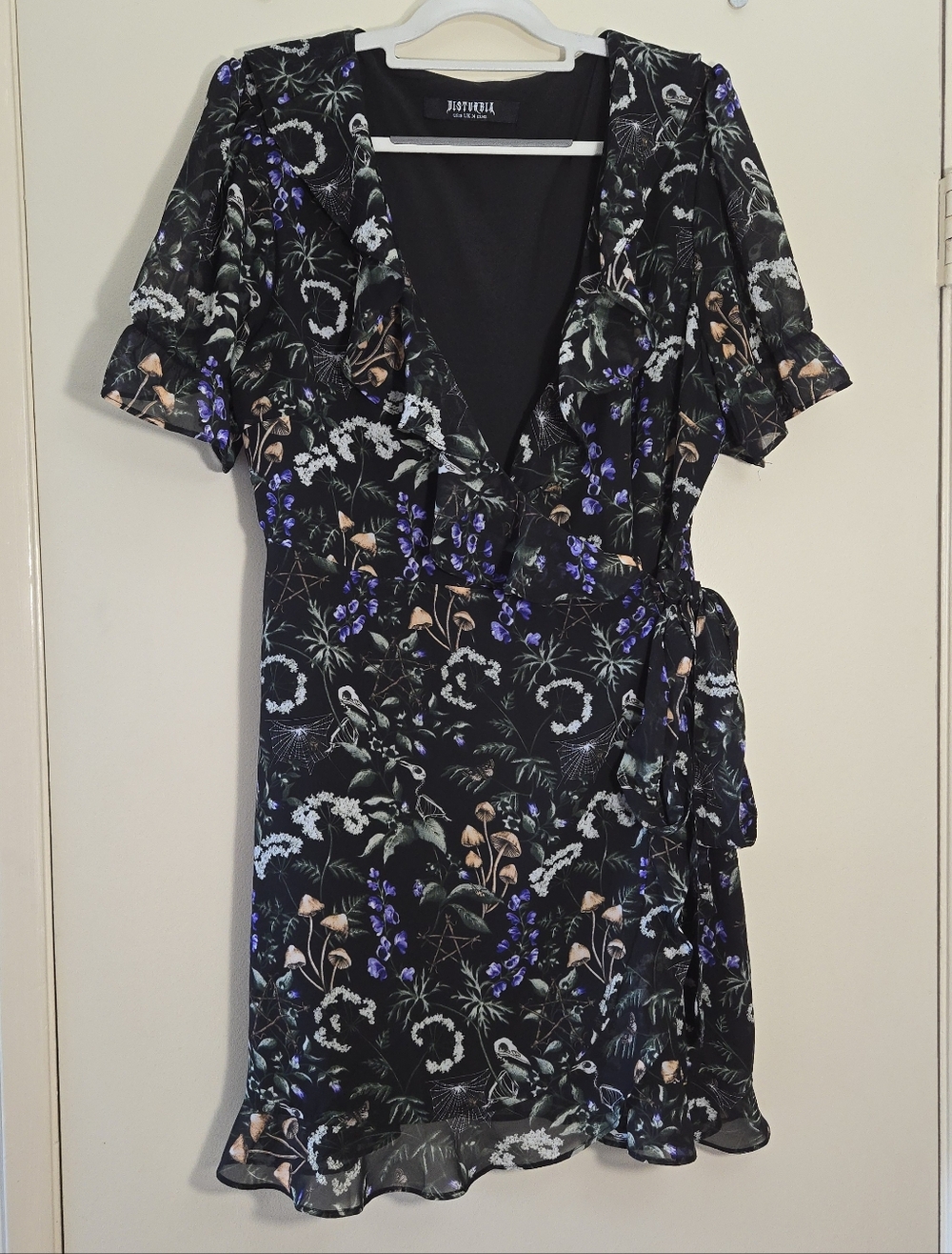 Disturbia Vesna Chiffon Mini Black Floral Witchy Wrap Dress Size US 10